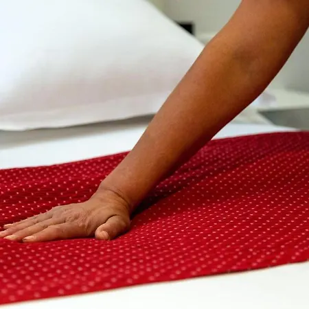 Hotel The Originals City, Lecourbe, Tour Eiffel 3*