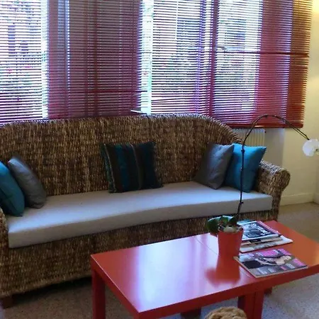 The Originals City, Lecourbe, Tour Eiffel Paris