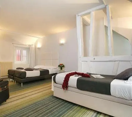 Hotel The Originals City, Lecourbe, Tour Eiffel 3*