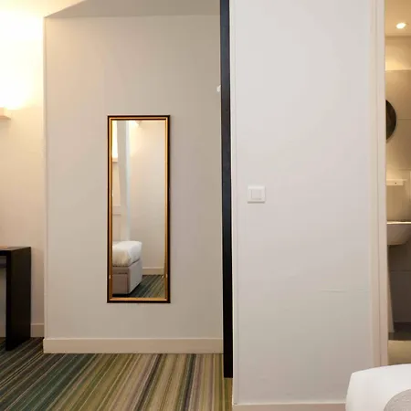 The Originals City, Lecourbe, Tour Eiffel Hotel
