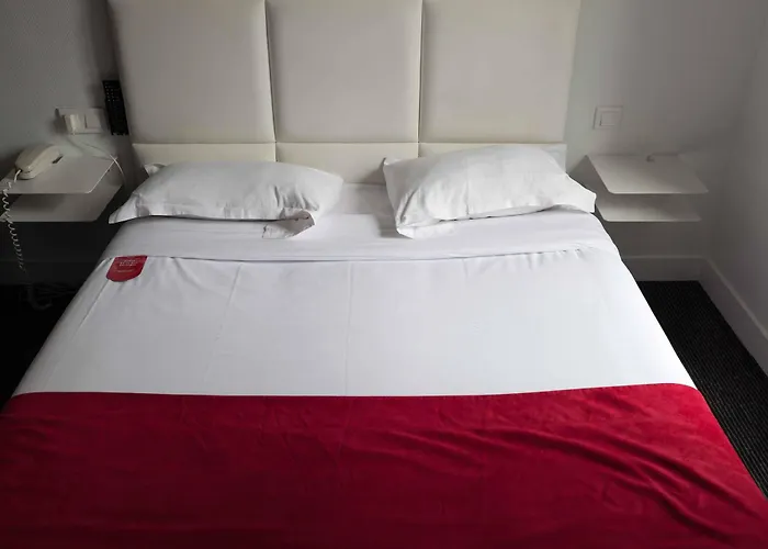 Szálloda Lecourbe, Tour Eiffel