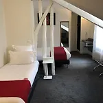 Hotel Lecourbe, Tour Eiffel 3*