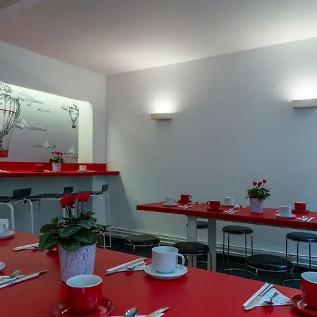 The Originals City, Lecourbe, Tour Eiffel Hotel 3*