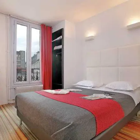 Hotel The Originals City, Lecourbe, Tour Eiffel