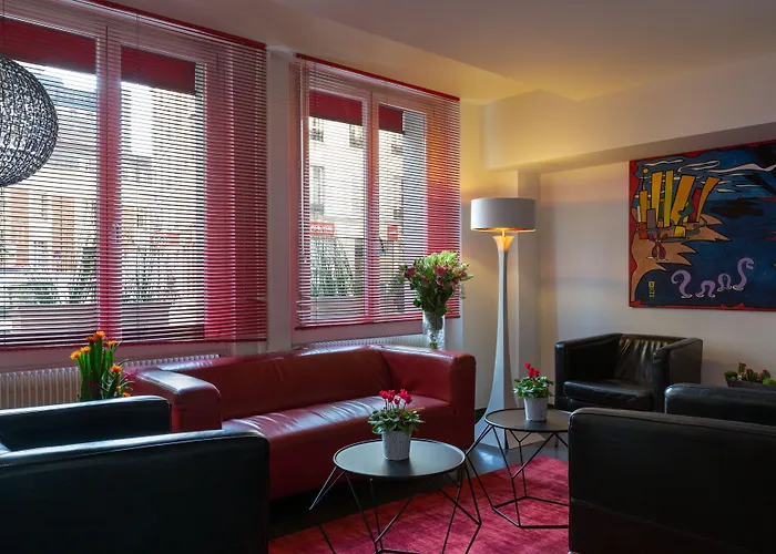 Lecourbe, Tour Eiffel Hotel Parijs