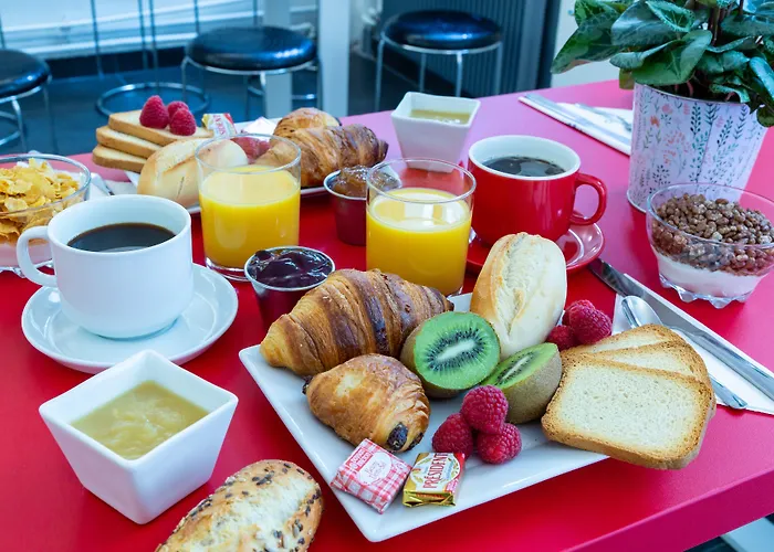 Hotel Lecourbe, Tour Eiffel 3*