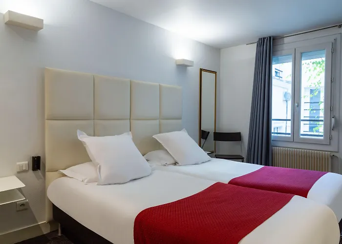 The Originals City, Lecourbe, Tour Eiffel 3*