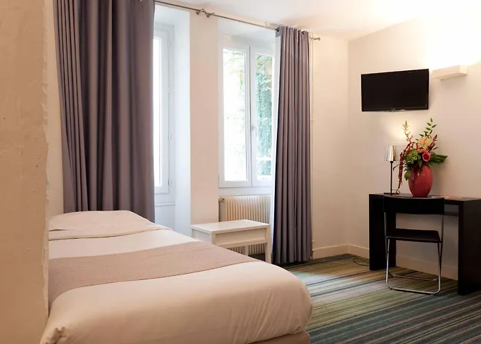 Hotel Lecourbe, Tour Eiffel