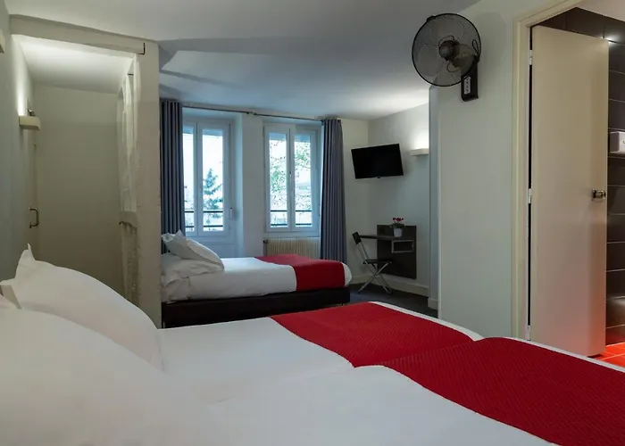 Lecourbe, Tour Eiffel Hotel Parijs