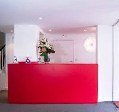 Otel The Originals City, Lecourbe, Tour Eiffel 3*