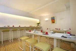 酒店 巴黎埃菲尔铁塔乐库贝原创城市酒店 3*