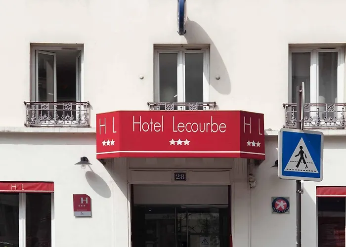 Lecourbe, Tour Eiffel 3*